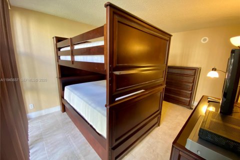 Copropriété à louer à Sunny Isles Beach, Floride: 1 chambre, 59.46 m2 № 2009536 - photo 30