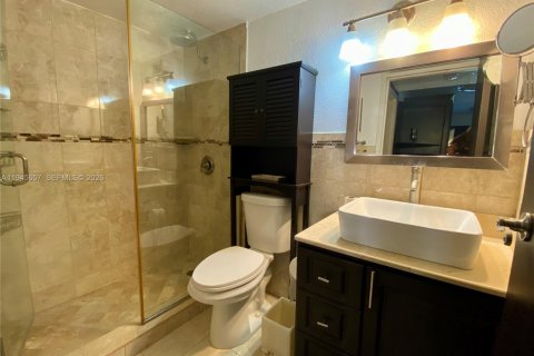 Copropriété à louer à Sunny Isles Beach, Floride: 1 chambre, 59.46 m2 № 2009536 - photo 6