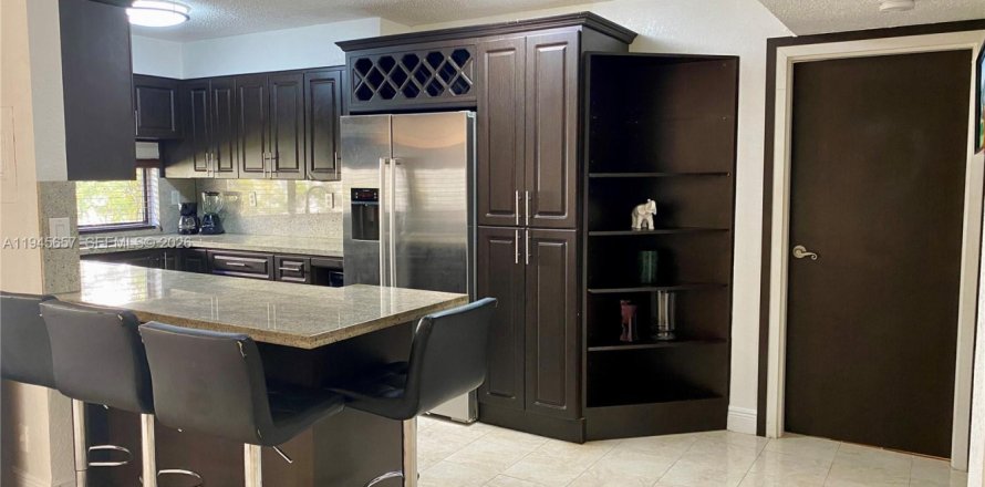 Condo à Sunny Isles Beach, Floride, 1 chambre № 2009536