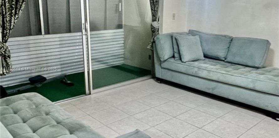 Condo à Lauderhill, Floride, 2 chambres № 1693016