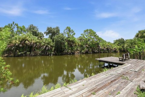 Villa ou maison à vendre à Englewood, Floride: 2 chambres, 115.85 m2 № 2234287 - photo 2