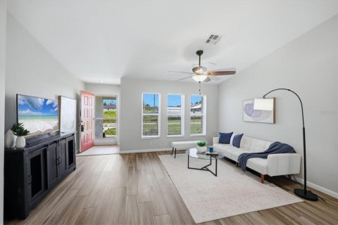 Villa ou maison à vendre à Englewood, Floride: 2 chambres, 115.85 m2 № 2234287 - photo 5