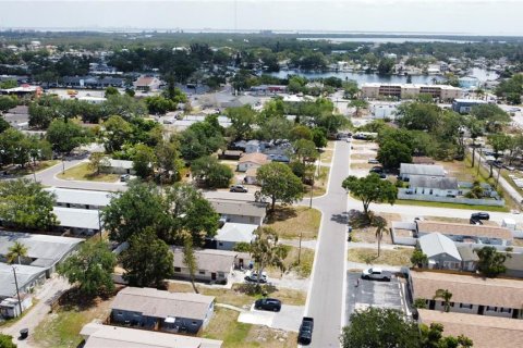 Propiedad comercial en venta en Saint Petersburg, Florida, 125.6 m2 № 1659113 - foto 7
