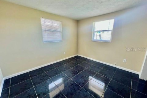 Villa ou maison à louer à Holiday, Floride: 2 chambres, 101.08 m2 № 2384286 - photo 28