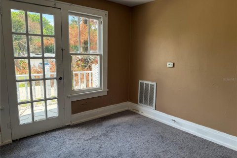 Casa en venta en Winter Haven, Florida, 4 dormitorios, 136.01 m2 № 2222368 - foto 9