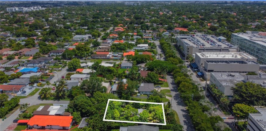 House in Miami, Florida 1 bedroom, 95.22 sq.m. № 1855129