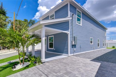 Villa ou maison à vendre à Bradenton, Floride: 3 chambres, 142.7 m2 № 2217150 - photo 3