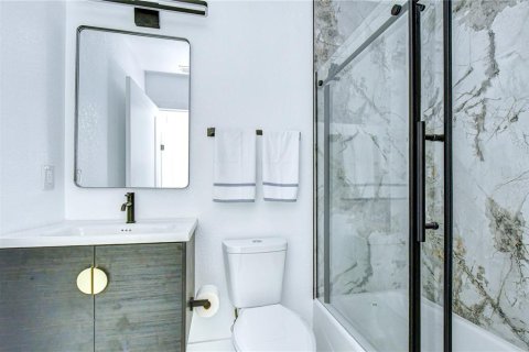 Villa ou maison à vendre à Bradenton, Floride: 3 chambres, 142.7 m2 № 2217150 - photo 18