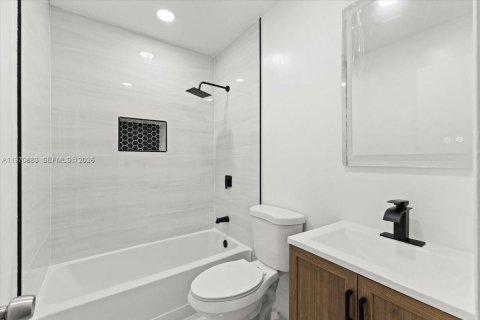 House in Miramar, Florida 3 bedrooms № 2031385 - photo 20