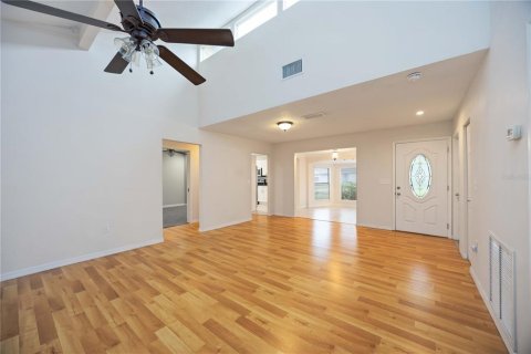 Villa ou maison à louer à Sarasota, Floride: 3 chambres, 175.59 m2 № 1916933 - photo 11