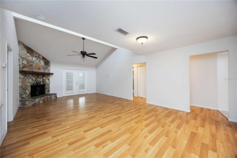 Villa ou maison à louer à Sarasota, Floride: 3 chambres, 175.59 m2 № 1916933 - photo 4