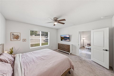 House in Wesley Chapel, Florida 3 bedrooms, 140.84 sq.m. № 2306546 - photo 16