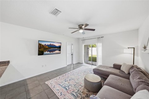 House in Wesley Chapel, Florida 3 bedrooms, 140.84 sq.m. № 2306546 - photo 27