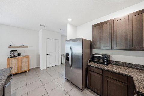 House in Wesley Chapel, Florida 3 bedrooms, 140.84 sq.m. № 2306546 - photo 24