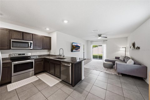 House in Wesley Chapel, Florida 3 bedrooms, 140.84 sq.m. № 2306546 - photo 21
