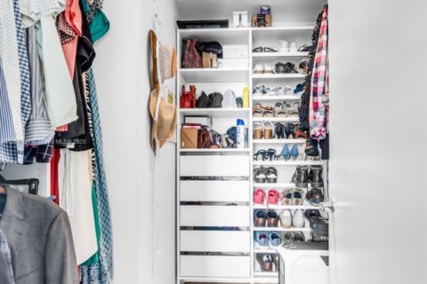 Купить кондоминиум в Майами, Флорида 2 спальни, 127.09м2, № 1932121 - фото 9