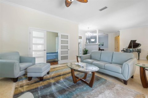 House in Ormond Beach, Florida 5 bedrooms, 468.78 sq.m. № 1666186 - photo 8