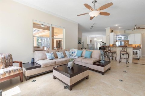 House in Ormond Beach, Florida 5 bedrooms, 468.78 sq.m. № 1666186 - photo 12