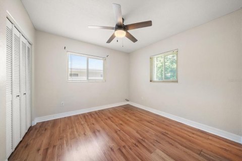 House in Clearwater, Florida 3 bedrooms, 104.52 sq.m. № 1916781 - photo 15