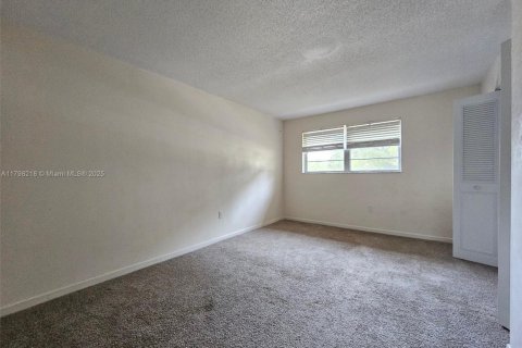 Condominio en venta en Titusville, Florida, 2 dormitorios № 2012329 - foto 5