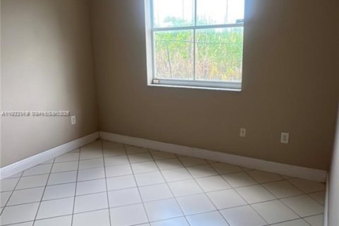 Copropriété à louer à Homestead, Floride: 2 chambres, 84.91 m2 № 1976753 - photo 11