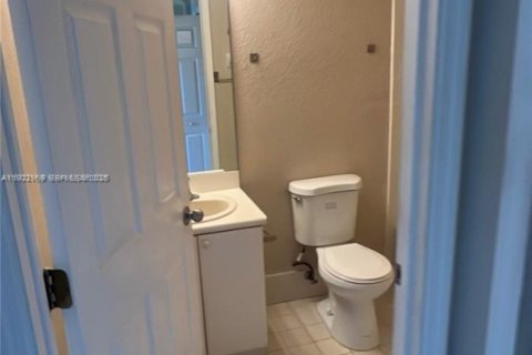 Copropriété à louer à Homestead, Floride: 2 chambres, 84.91 m2 № 1976753 - photo 4