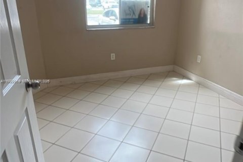 Copropriété à louer à Homestead, Floride: 2 chambres, 84.91 m2 № 1976753 - photo 6