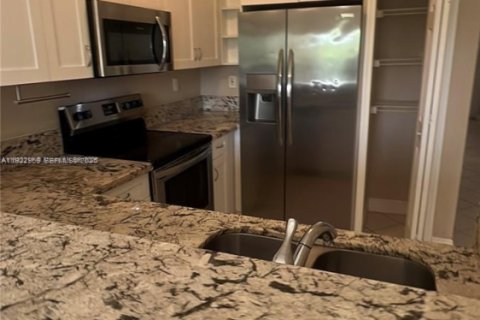 Copropriété à louer à Homestead, Floride: 2 chambres, 84.91 m2 № 1976753 - photo 18