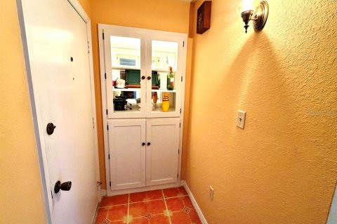 Condo in Leesburg, Florida, 2 bedrooms  № 2379819 - photo 5