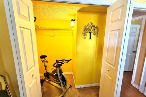 Condo in Leesburg, Florida, 2 bedrooms  № 2379819 - photo 23