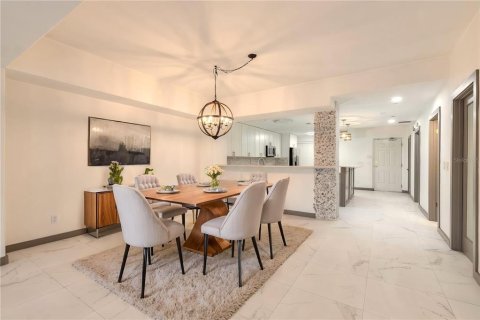Condominio en venta en New Smyrna Beach, Florida, 2 dormitorios, 155.05 m2 № 2148272 - foto 4