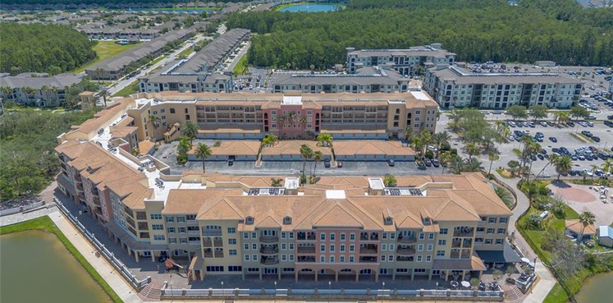 Condominio en New Smyrna Beach, Florida, 2 dormitorios № 2148272