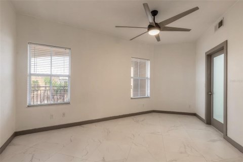 Condominio en venta en New Smyrna Beach, Florida, 2 dormitorios, 155.05 m2 № 2148272 - foto 23