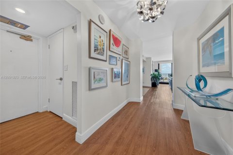 Купить кондоминиум в Форт-Лодердейл, Флорида 2 спальни, 139.35м2, № 2066703 - фото 3