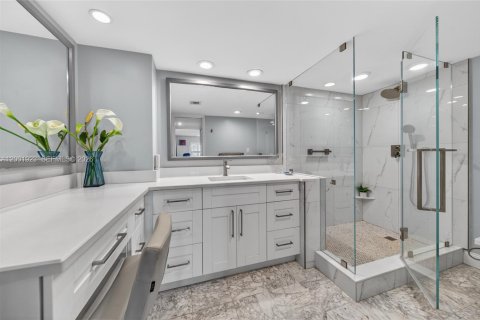 Купить кондоминиум в Форт-Лодердейл, Флорида 2 спальни, 139.35м2, № 2066703 - фото 23