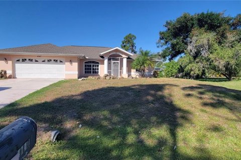 House in North Port, Florida 3 bedrooms, 189.15 sq.m. № 2231106