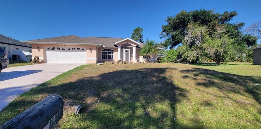 Villa ou maison à North Port, Floride 3 chambres, 189.15 m2 № 2231106
