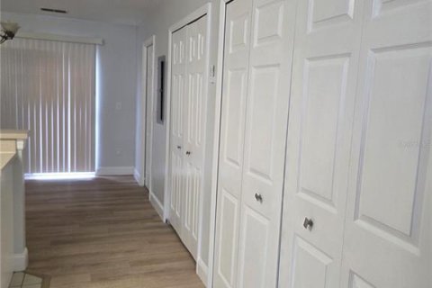 Touwnhouse à vendre à Kissimmee, Floride: 2 chambres, 104.05 m2 № 2388923 - photo 17