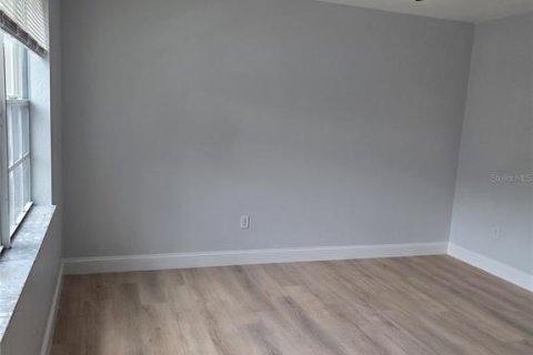 Touwnhouse à vendre à Kissimmee, Floride: 2 chambres, 104.05 m2 № 2388923 - photo 2
