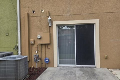 Touwnhouse à vendre à Kissimmee, Floride: 2 chambres, 104.05 m2 № 2388923 - photo 19