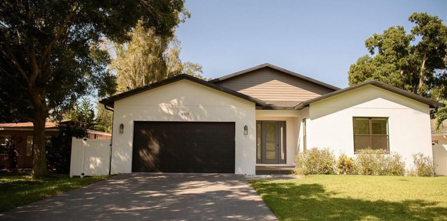 Casa en Tampa, Florida 4 dormitorios, 209.49 m2 № 1913000