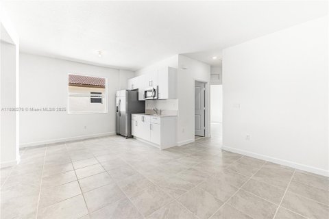 Снять в аренду виллу или дом в Хомстед, Флорида 5 спален, № 1950432 - фото 22