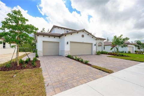 Снять в аренду виллу или дом в Хомстед, Флорида 5 спален, № 1950432 - фото 5