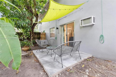 Propiedad comercial en venta en Fort Lauderdale, Florida № 2089085 - foto 26