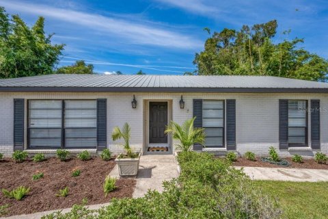 Villa ou maison à vendre à Dover, Floride: 3 chambres, 136.75 m2 № 2398758 - photo 5