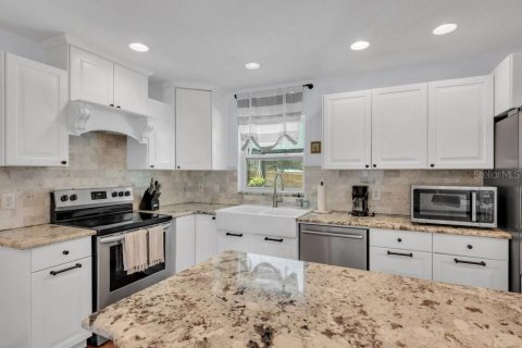 Villa ou maison à vendre à Dover, Floride: 3 chambres, 136.75 m2 № 2398758 - photo 16