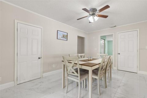 Immobilier commercial à vendre à Clearwater, Floride: 5 chambres, 253.07 m2 № 2128706 - photo 9