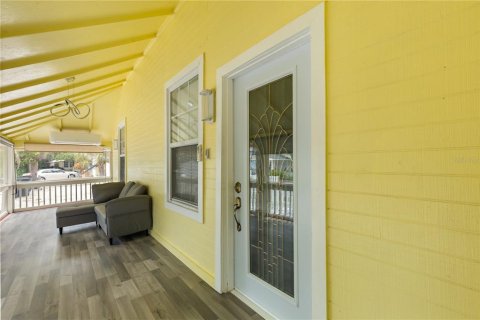 Immobilier commercial à vendre à Clearwater, Floride: 5 chambres, 253.07 m2 № 2128706 - photo 21