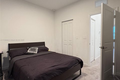 Townhouse in Homestead, Florida 3 bedrooms, 123.37 sq.m. № 1936637 - photo 21