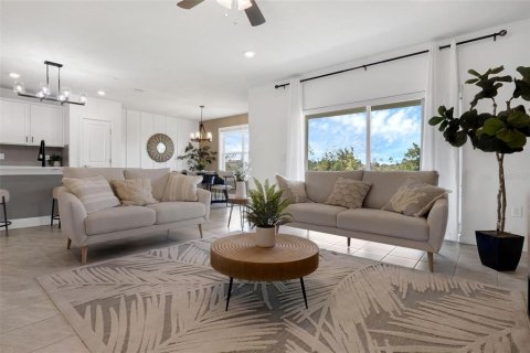 Casa en alquiler en Clermont, Florida, 5 dormitorios, 242.94 m2 № 1858222 - foto 5
